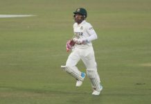 সেঞ্চুরি হলো না মুশফিকের