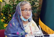 বাংলাদেশ অপ্রতিরোধ্য গতিতে এগিয়ে যাচ্ছে