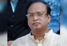 হাজী সেলিম আত্মসমর্পণ করবেন