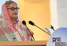 অনেক ঝড়ঝাপটা পার করে পদ্মা সেতু নির্মাণ করতে হয়েছে
