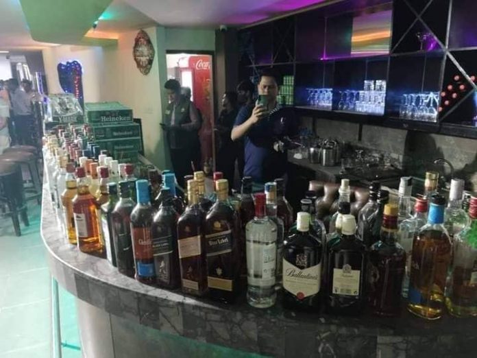 bar