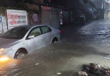 তলিয়ে গেছে বরিশাল নগরী